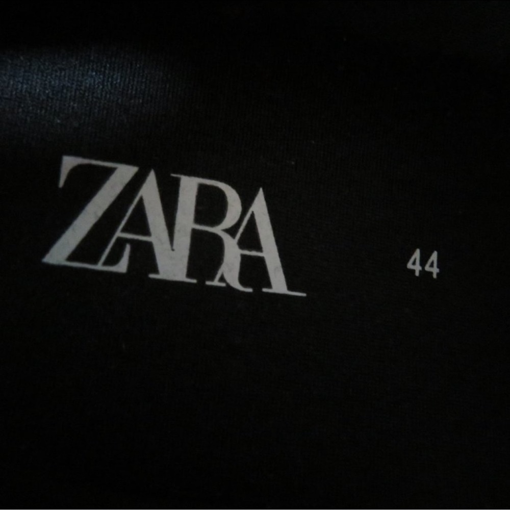 New Zara Sneakers Shoe with Zip Detail on side Sz 11 EU 44 - Picture 2 of 11